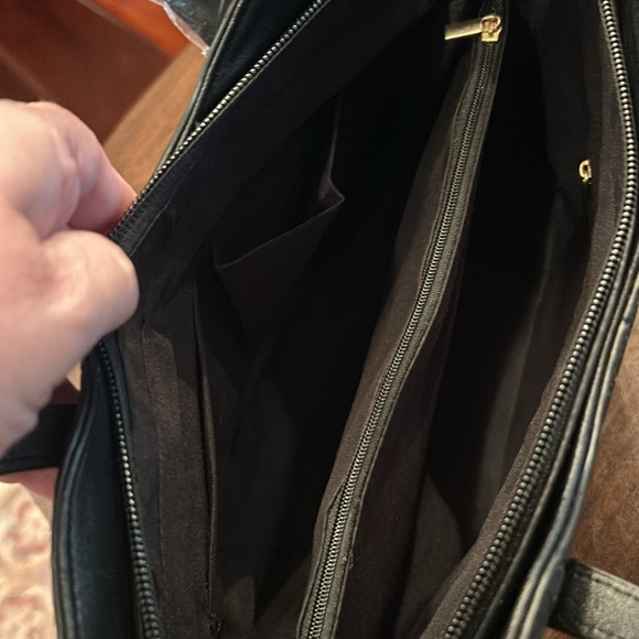 NWOT 2-Piece Black Handbag - Picture 7 of 13